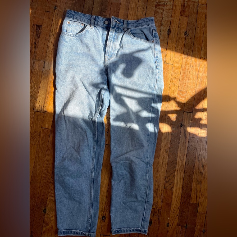 Topshop Mom Jeans Size 28 Light Wash